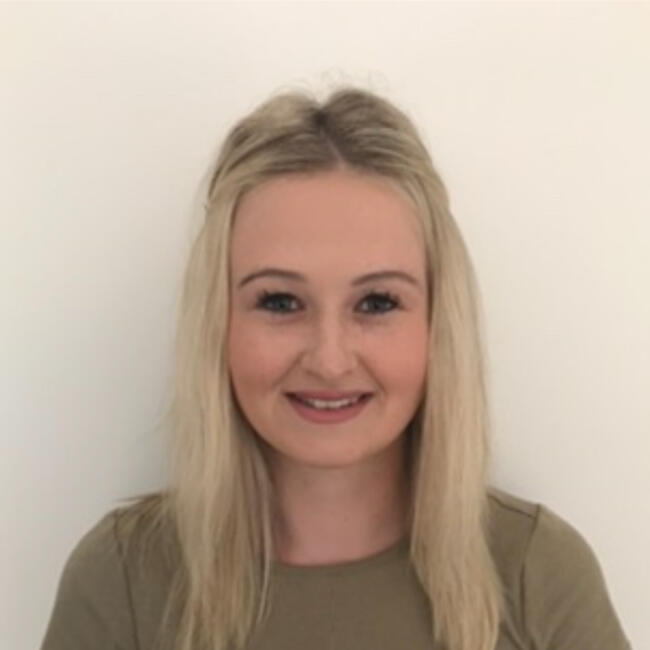 Babysitter in Auckland: Katie