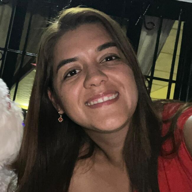 Nanny in Valencia: Andrea Carolina