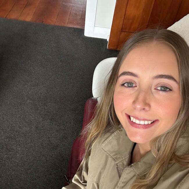 Babysitter in Wellington: Ellie