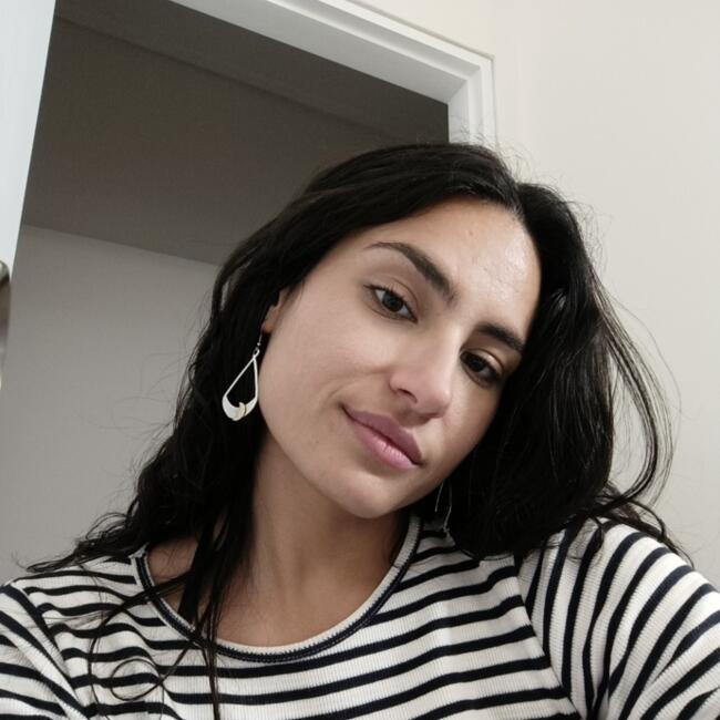 Babysitter στην περιοχή Νέα Σμύρνη: Εμμανουέλα