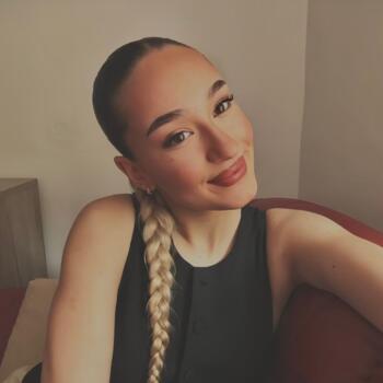 Babysitter in Ljubljana: Emolinda