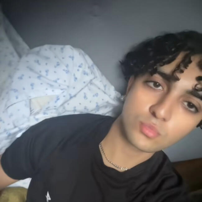 Babysitter in High Wycombe: Yasir