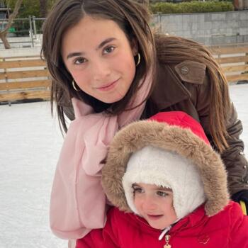 Babysitter in Paris: Charlotte