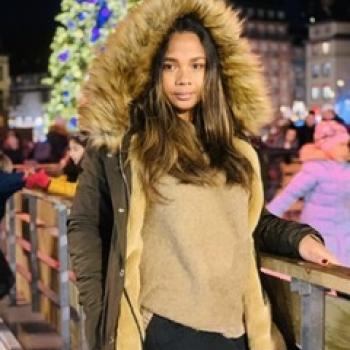 Baby-sitter Strassen: Louisette