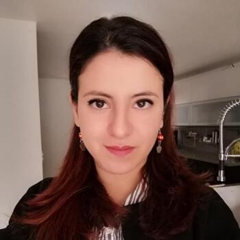 Niñera Pachuca: Paola