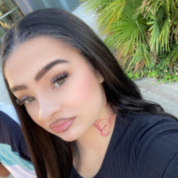 Babysitter in Kourou: Heidi