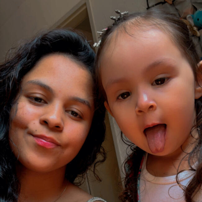 Babysitting job in Maringá: Clare