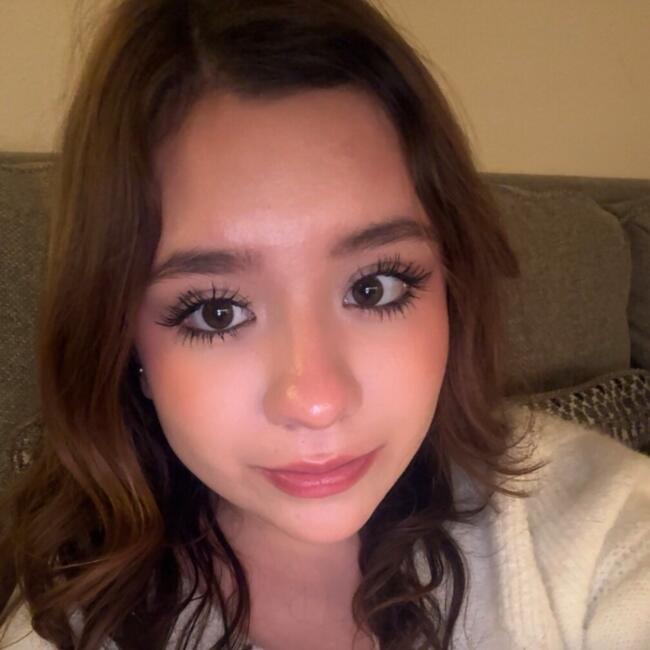 Babysitter in San Marcos: Mónica Müller