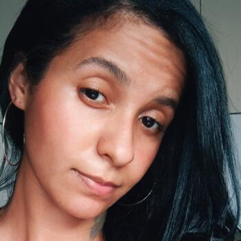 Babá em Contagem: Larissa