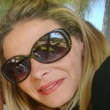 Babá em Itapema: Claudia