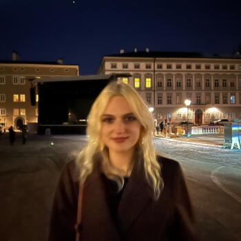 Babysitter in Munich: Flavia