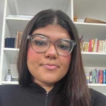 Babysitter in São Paulo: Mariana
