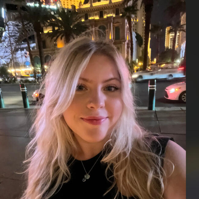 Babysitter in Wien: Stella