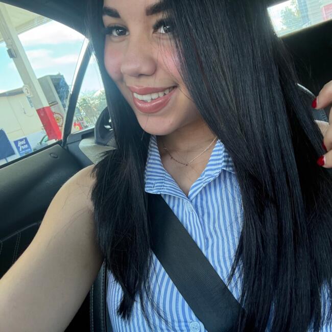 Babysitter in Miami: Vanessa