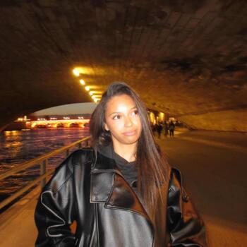 Babysitter in Bagneux: Eyleen