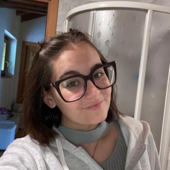 Babysitter a Casale Corte Cerro: Jasmine