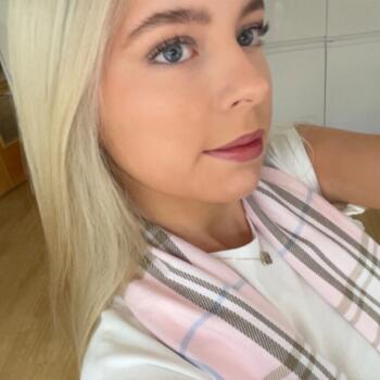 Babysitter in Ormskirk: Lucy