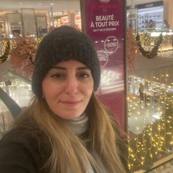 Babysitter in Paris: Imane