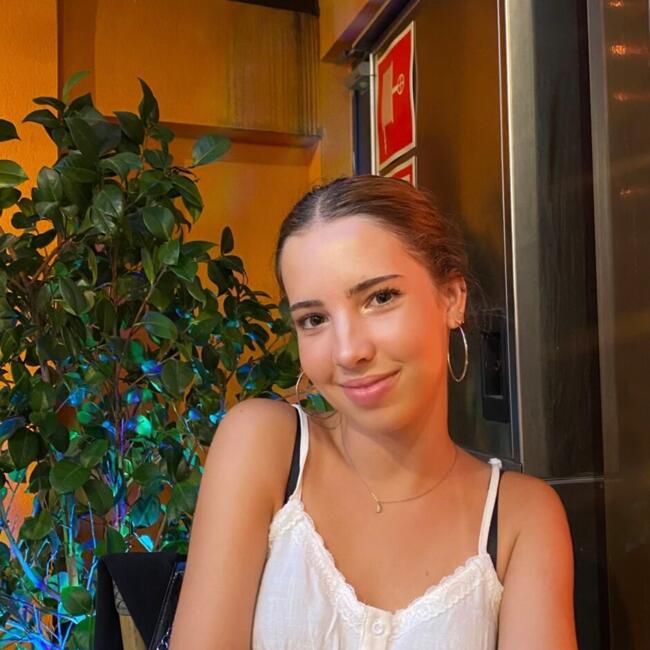 Canguro en Alcobendas: Carla