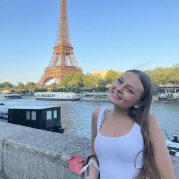 Babysitter in Saint-Maur-des-Fossés: Melodie