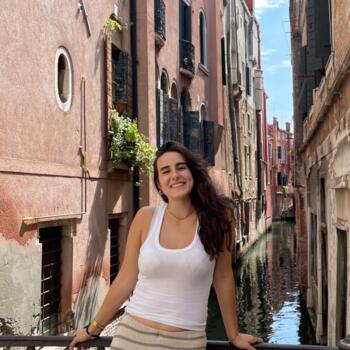 Babysitter em Carnaxide: Andreia