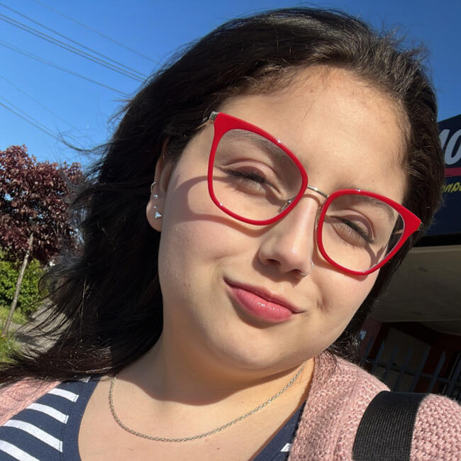 Babysitter in Coronel: Antonia