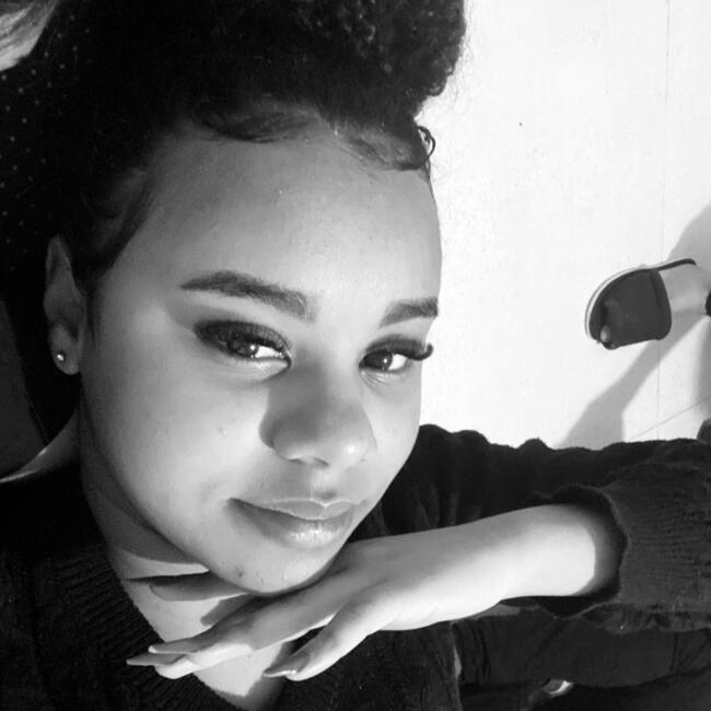 Babysitter in Viamão: Kethellem