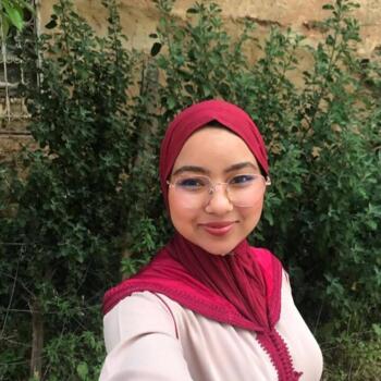 مربية أطفال في مكناس: Hafsa