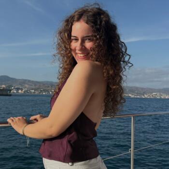 Babysitter in Lisbon: Bruna