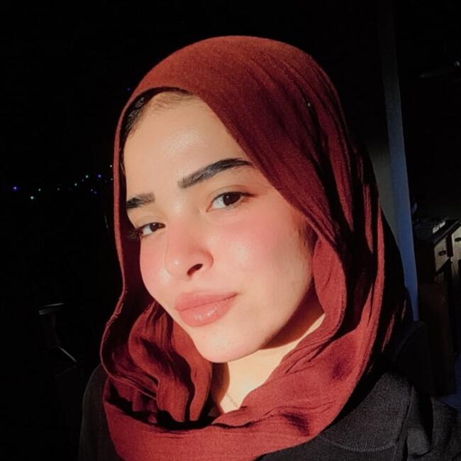 جليسة أطفال في القاهرة: Hana