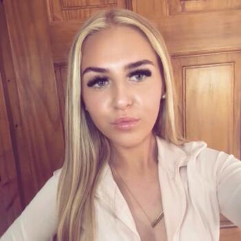 Babysitter in Lusk: Elisha Danielle