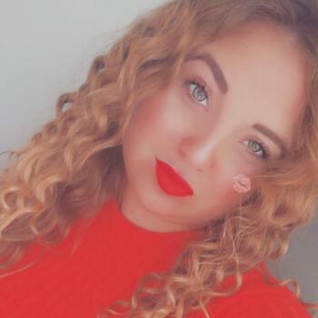 Babysitter Leidschendam: Emina