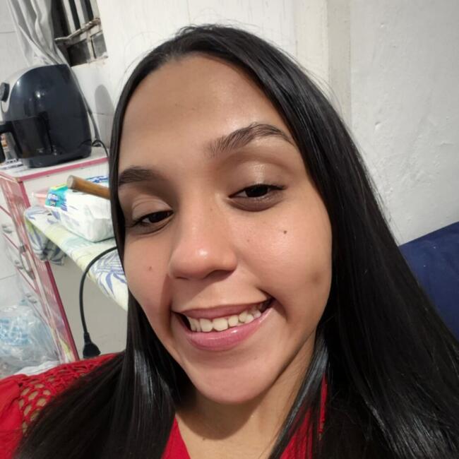 Babysitter in Recife: Maíra
