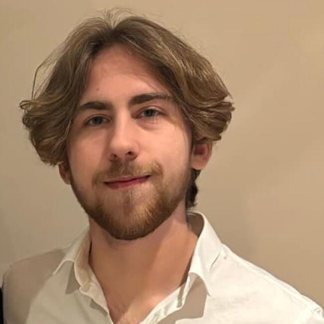 Babysitter in Ottignies-Louvain-la-Neuve: Tom