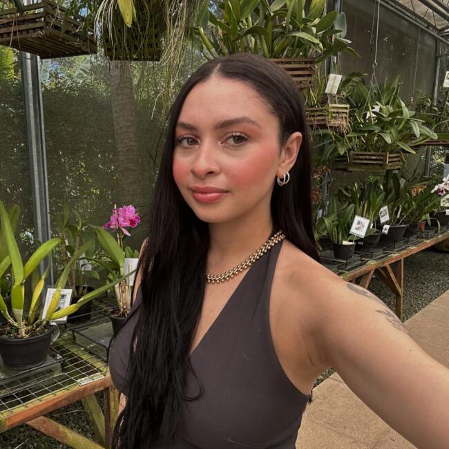 Babá em Balneário Camboriú: Júlia