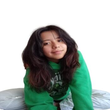 Babysitter in Cuenca: Andrea