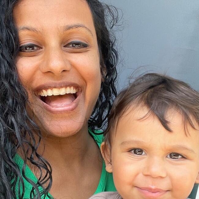 Trabalho de babysitting em Leiria: Sagarika