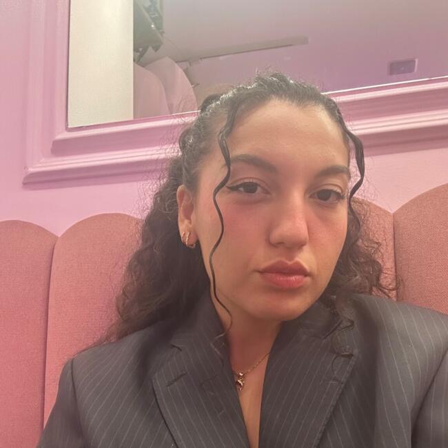 Babysitter in Gela: Viviana