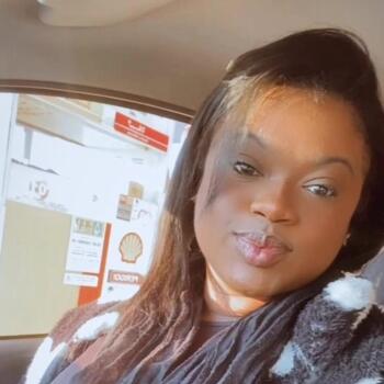 Babysitter Viamão: Nicole