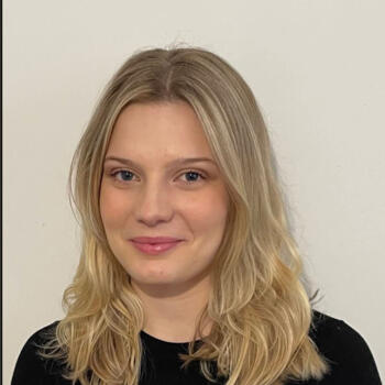 Babysitter in Angers: Léa