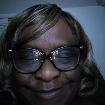 Babysitter in Covington: Connie