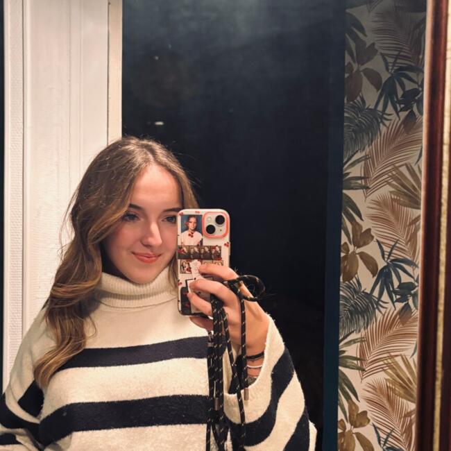 Babysitter in Talence: Clara