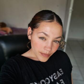 Babysitter in Alberton: Sheri-lee