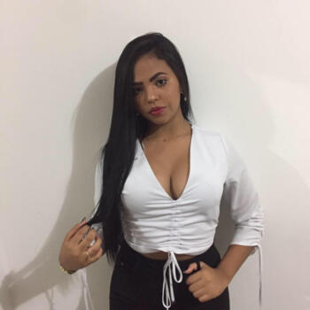 Babysitter in São José dos Campos: Anny