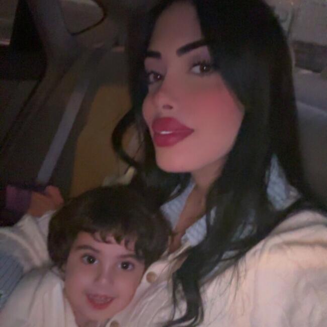 وظيفة جليسة أطفال في دبي: Assma