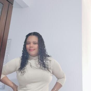 Babysitter in Salvador: Tais