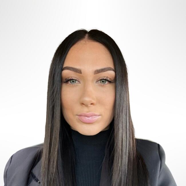 Babysitter a Carbonate: Veronica