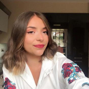 Baby-sitter in Loos: Pauline