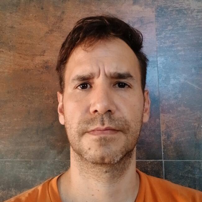 Trabajo para niñera en Luque: Carlos