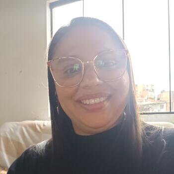 Babysitter in São Paulo (São Paulo): Adriana